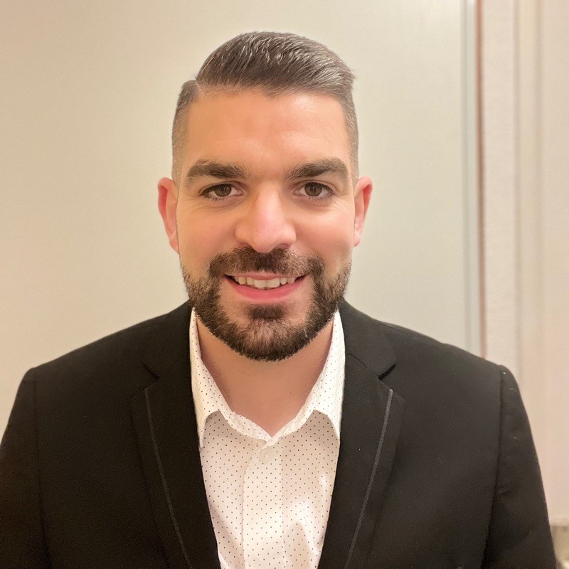 Xavier Henault